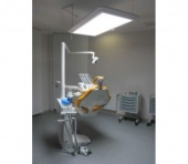 DENTA Mid 458EL - бестеневой светильник для клиники, 4 лампы по 54 Вт | D-TEC (Швеция)